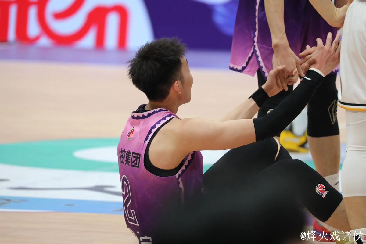 世界杯预选赛-廖三宁砍17分 中国男篮主场惜败韩国